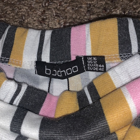 Wrap mini skirt - Picture 3 of 3